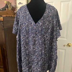 Jones New York Navy Floral Blouse